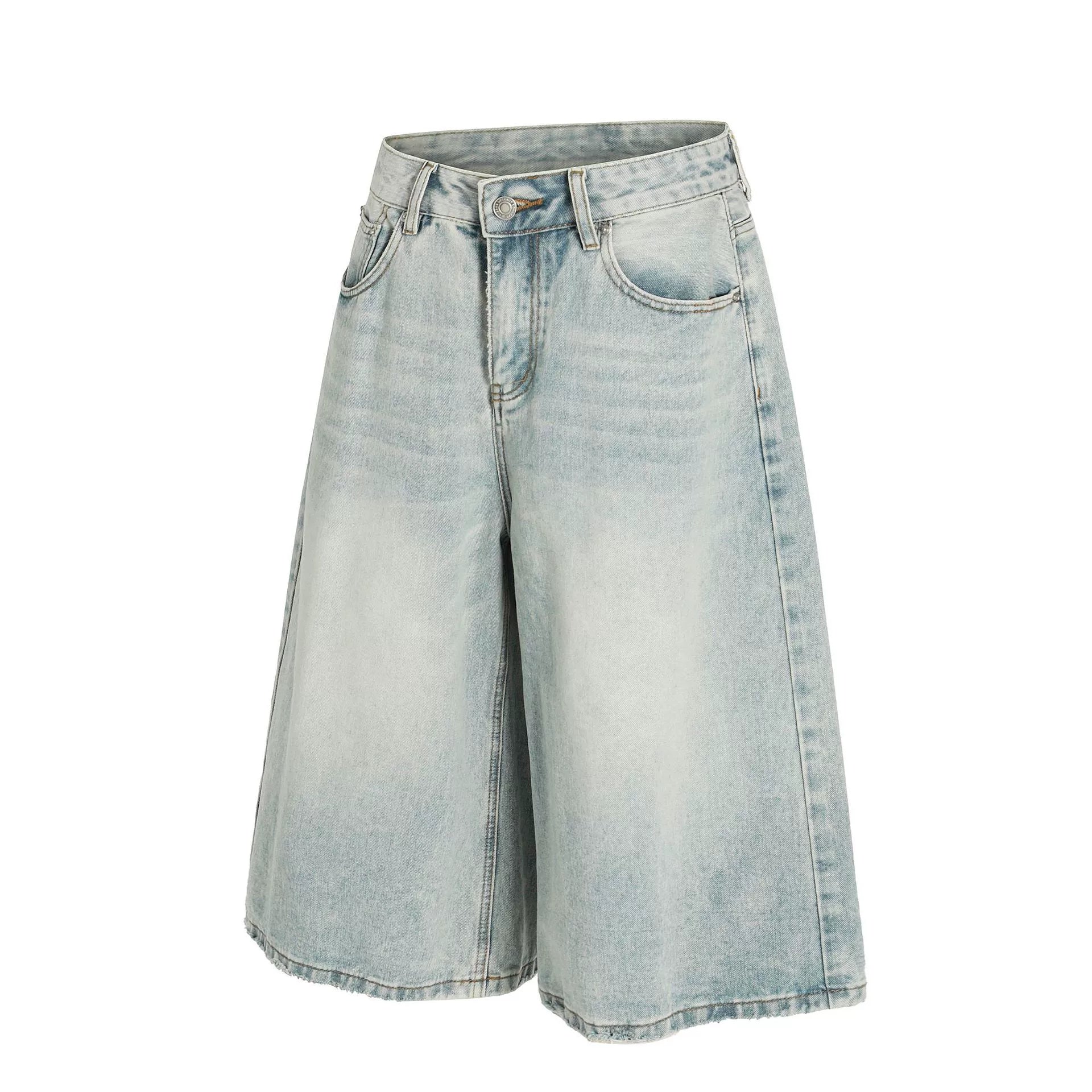 Fashion sports loose shorts